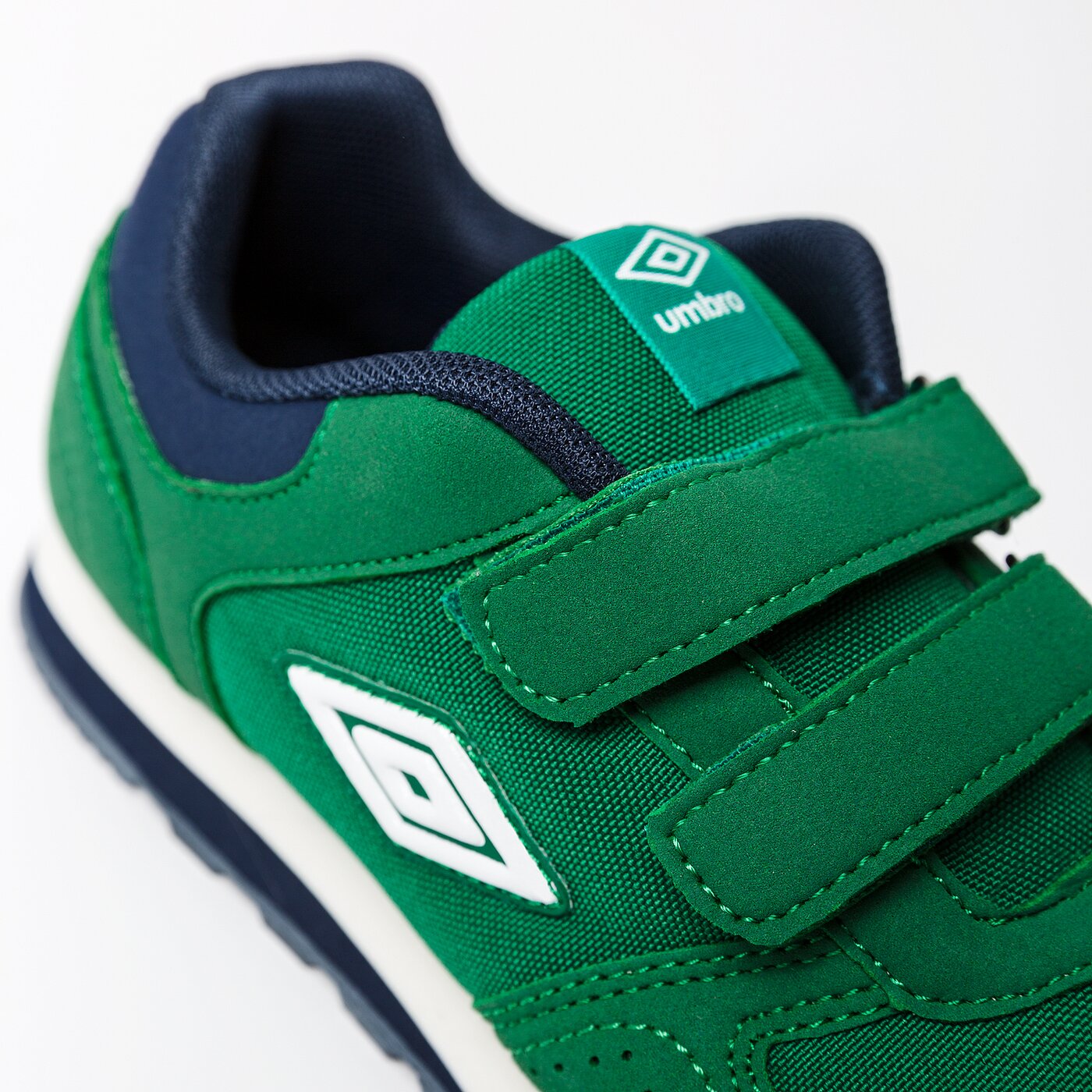 Buty dziecięce UMBRO FOLLOW KIDS II umjkd118001 kolor zielony