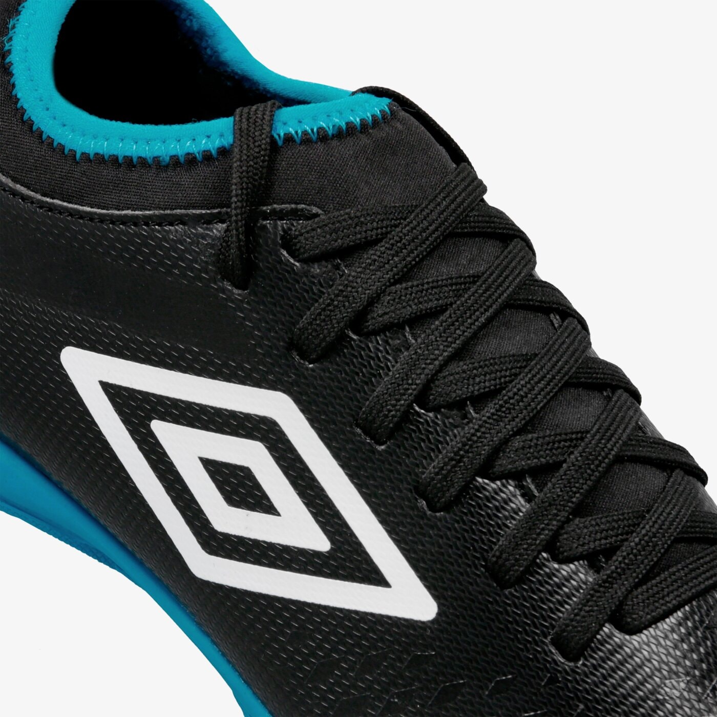 Buty piłkarskie dla dzieci UMBRO VELOCITA IV CLUB IC - JNR 81402ufyt kolor czarny