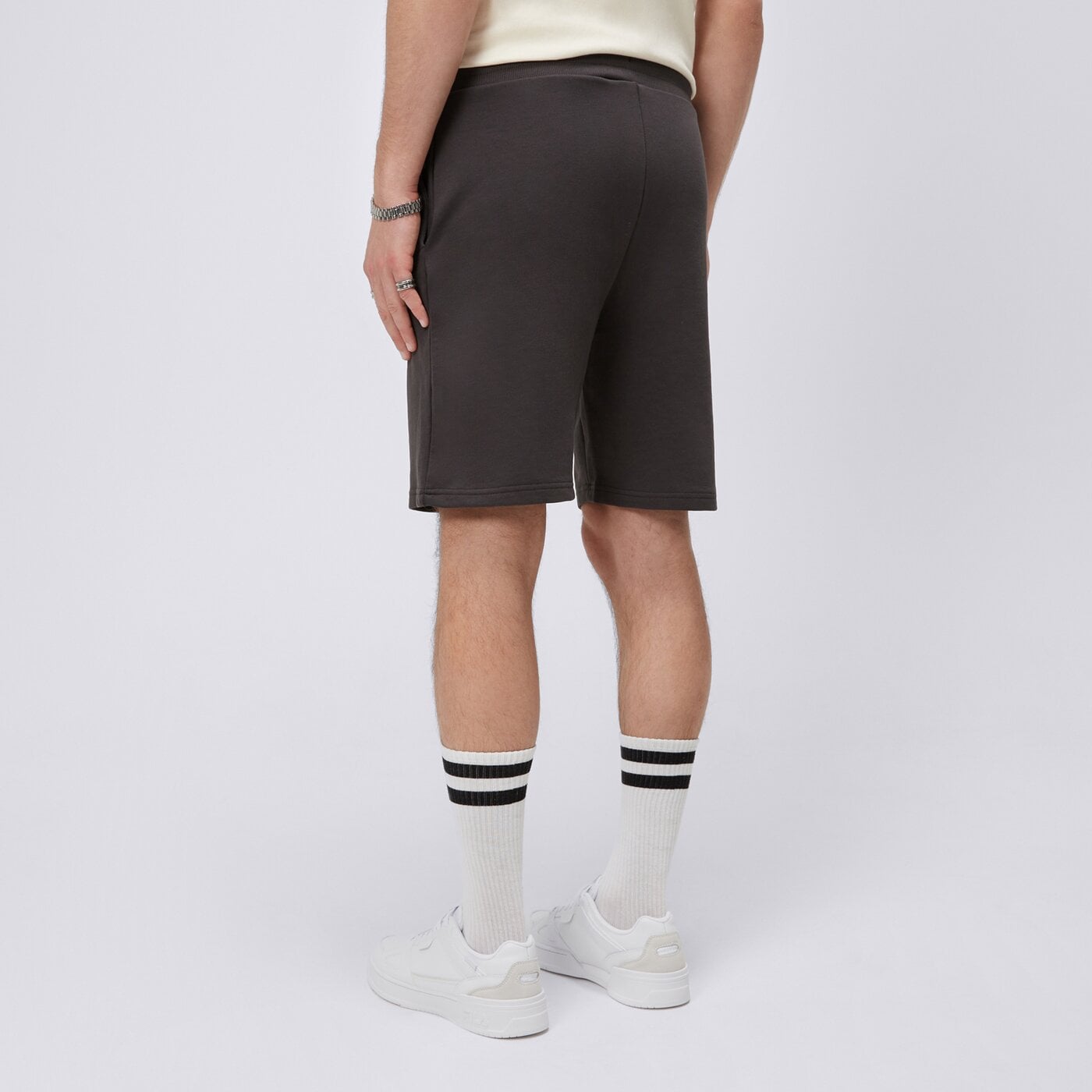 Spodenki męskie FILA SZORTY LEOX FT ss25spm019235 kolor czarny