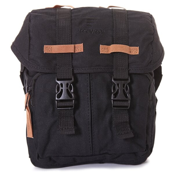 Torba sportowa damska FEEWEAR TORBA SMALL ITEMS BLACK fw14bug17a kolor czarny