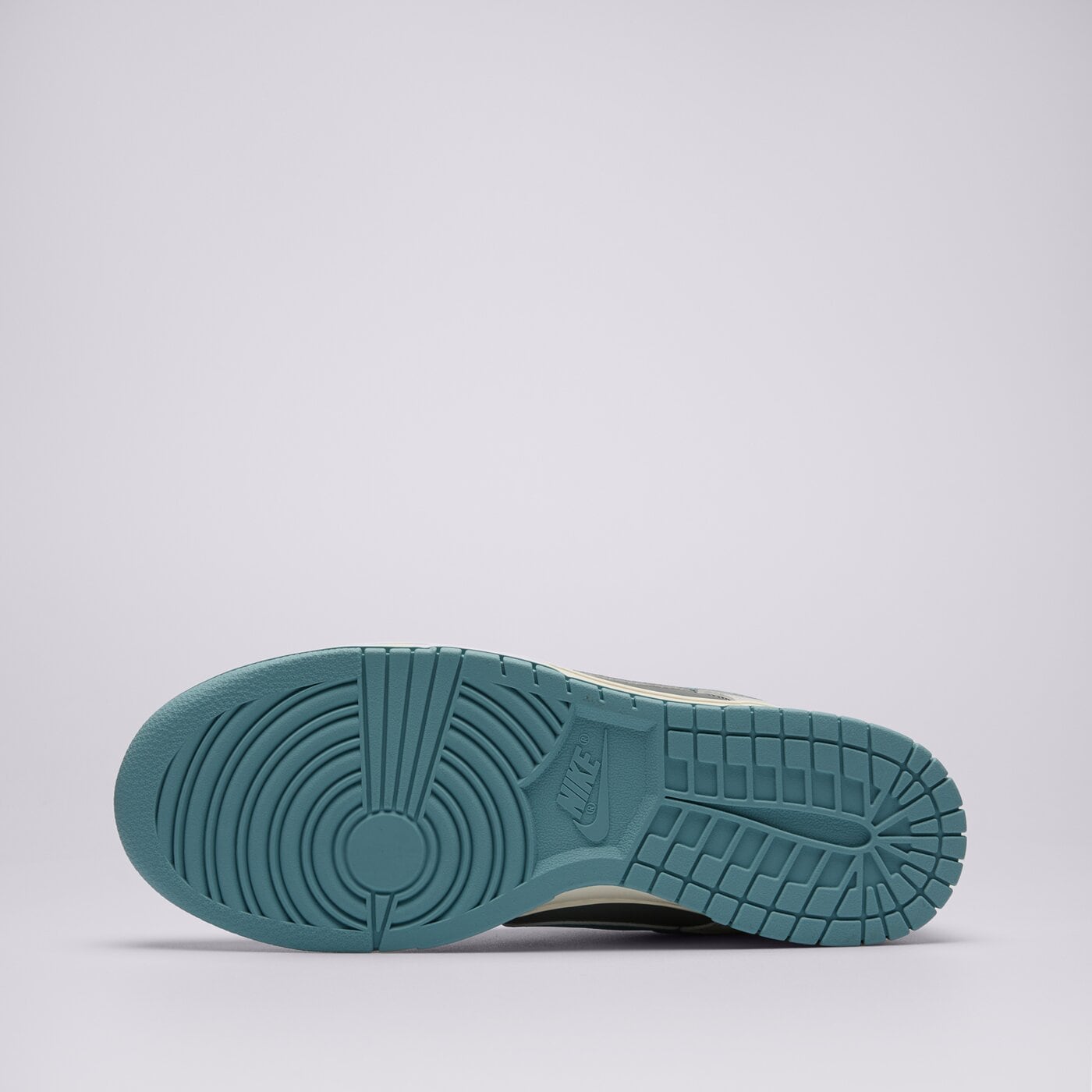 Buty sportowe męskie NIKE DUNK LOW RETRO hf5441-001 kolor szary