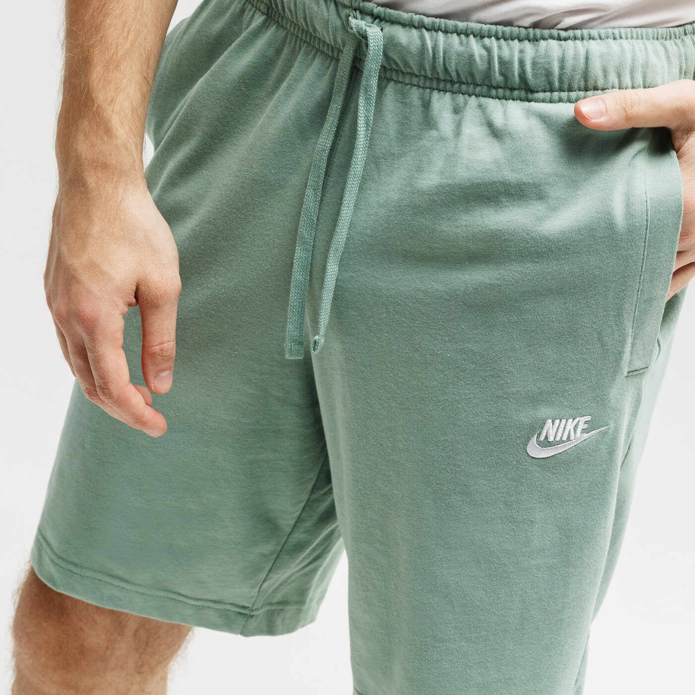 Spodenki męskie NIKE SZORTY M NSW CLUB JSY bv2772-352 kolor zielony