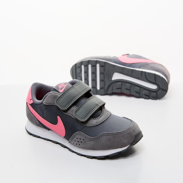 Buty dziecięce NIKE MD VALIANT cn8559-011 kolor szary