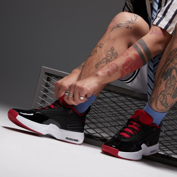 Buty sportowe męskie JORDAN MAX AURA 6 fq8298-006 kolor czarny