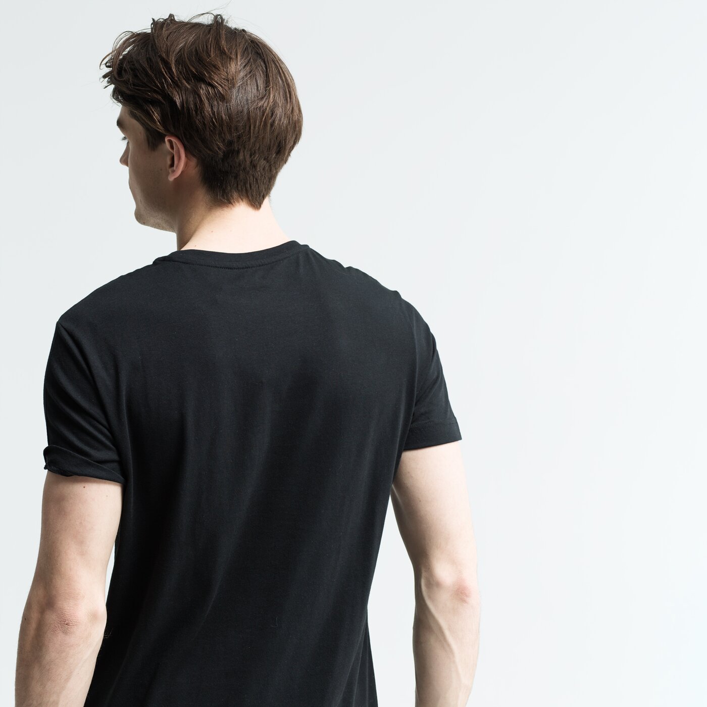 Koszulka męska LOTTO T-SHIRT SS L73 V LOGO PLUS JS 210980-1cl kolor czarny