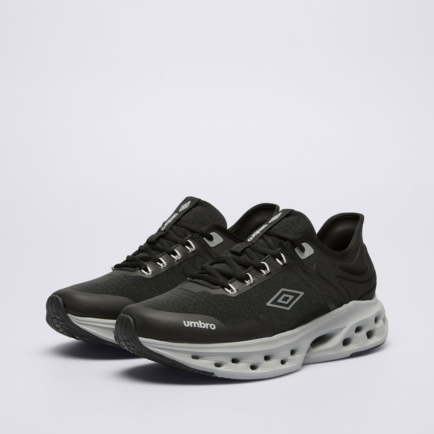 Buty sportowe męskie UMBRO SHAFT ummx125002 kolor czarny