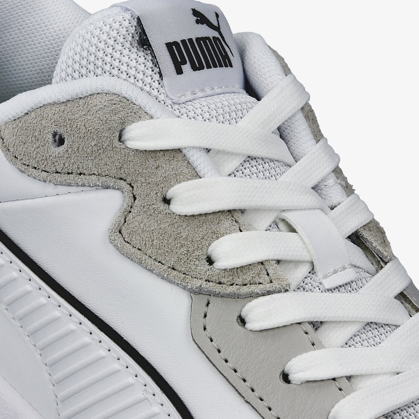 Buty sportowe damskie PUMA X-RAY GAME 37284902 kolor biały