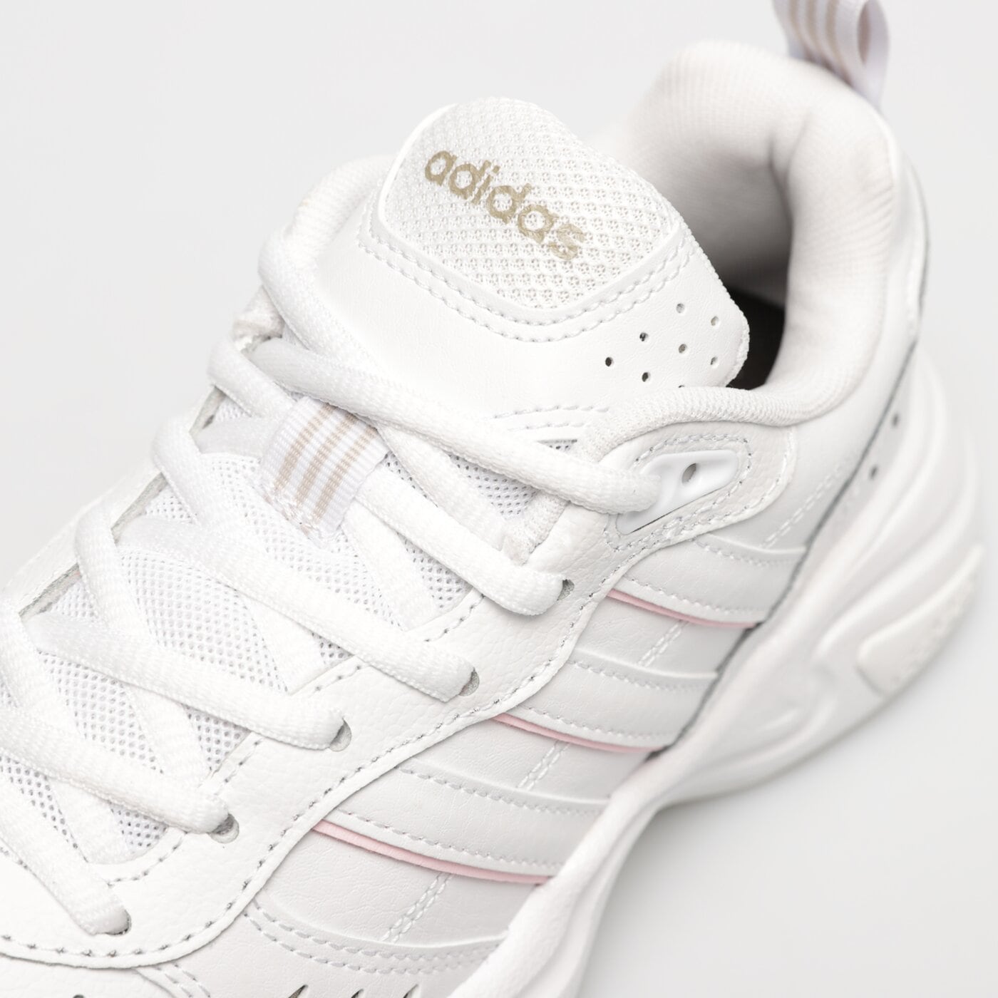 Buty sportowe damskie ADIDAS STRUTTER fy8492 kolor biały