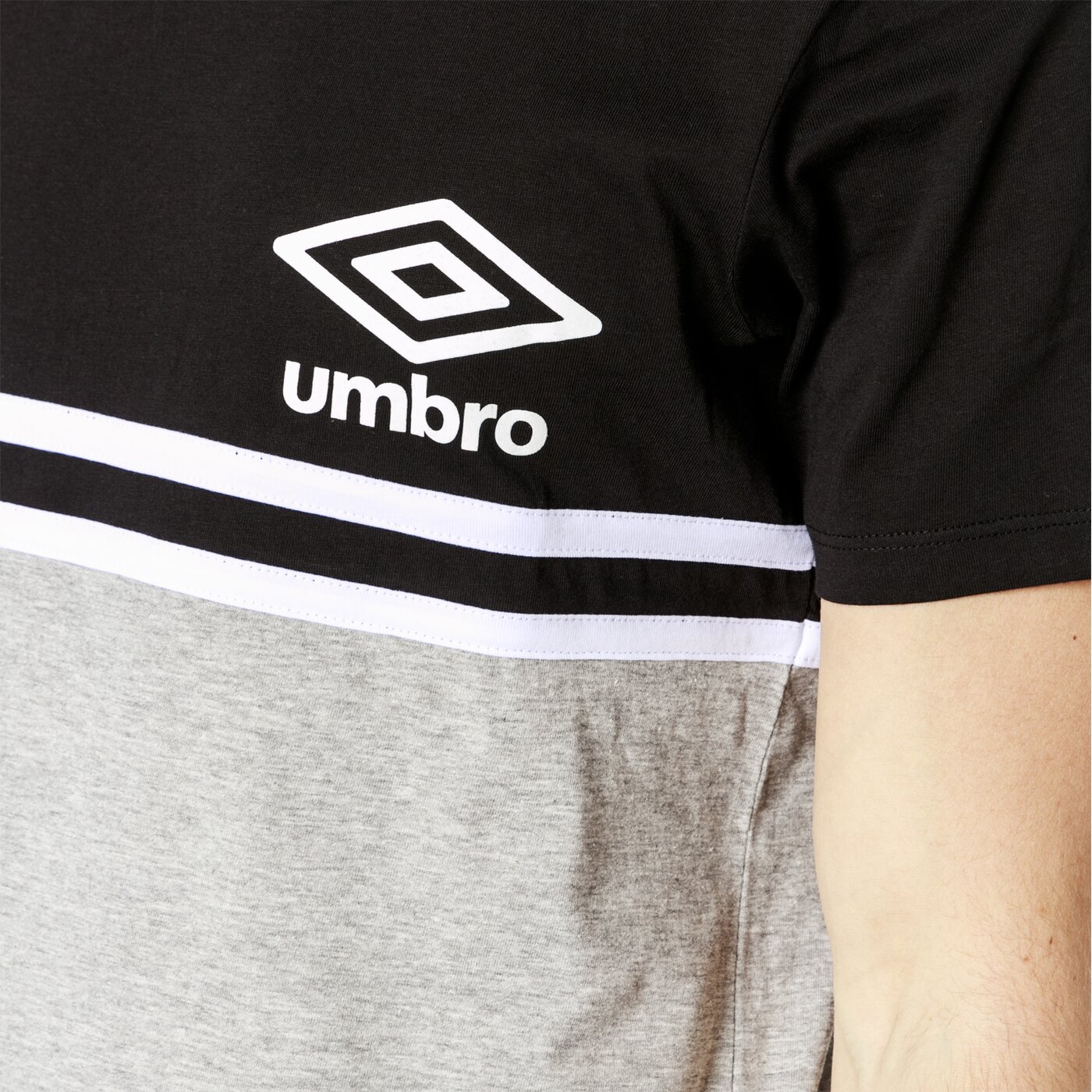 Koszulka męska UMBRO T-SHIRT SS BLOCK STRIPE 65404u-hf7 kolor szary