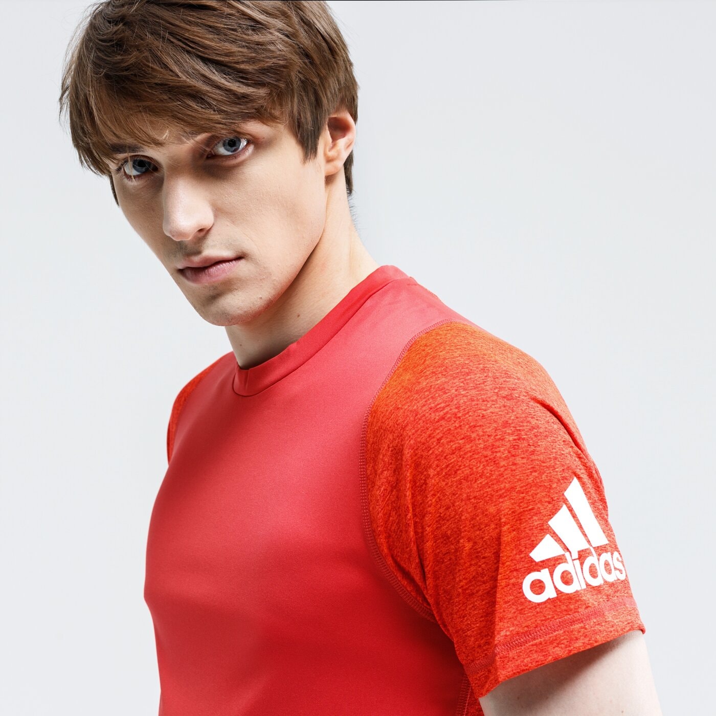 Koszulka męska ADIDAS T-SHIRT FL GEO fj6178 kolor czerwony