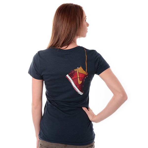 Koszulka damska NIKE T-SHIRT NIKE TEE-SKY HIGH 575659442 kolor granatowy