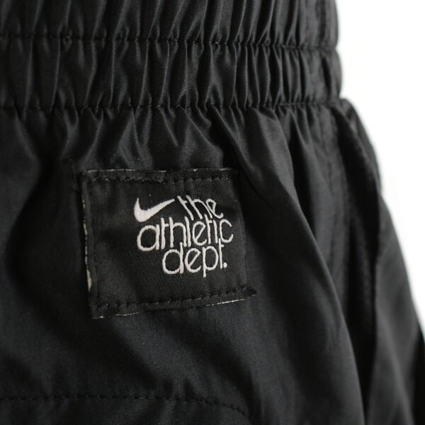 Spodnie dresowe męskie NIKE SPODNIE AD ESSENTIAL CUFFED PANT 432894010 kolor czarny