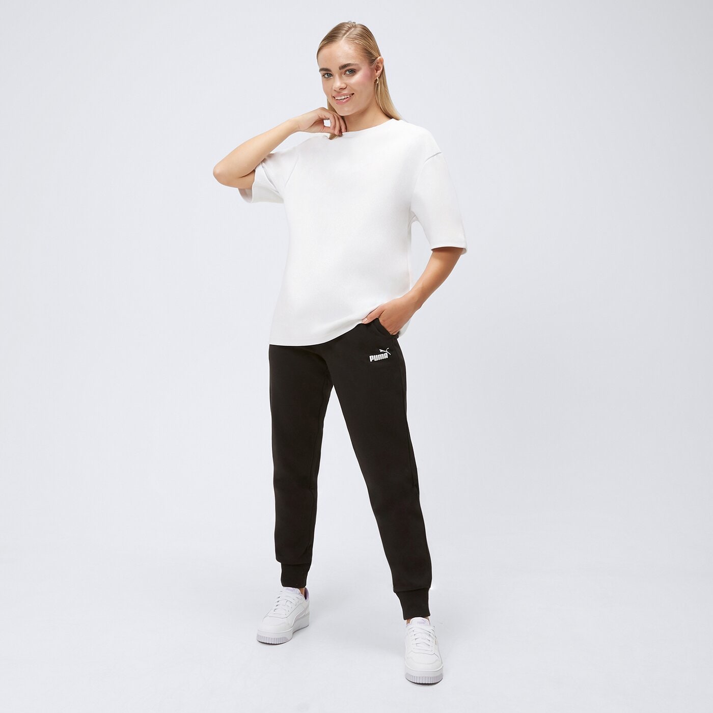 Spodnie dresowe damskie PUMA SPODNIE ESS SWEATPANTS TR CL 586842 01 kolor czarny