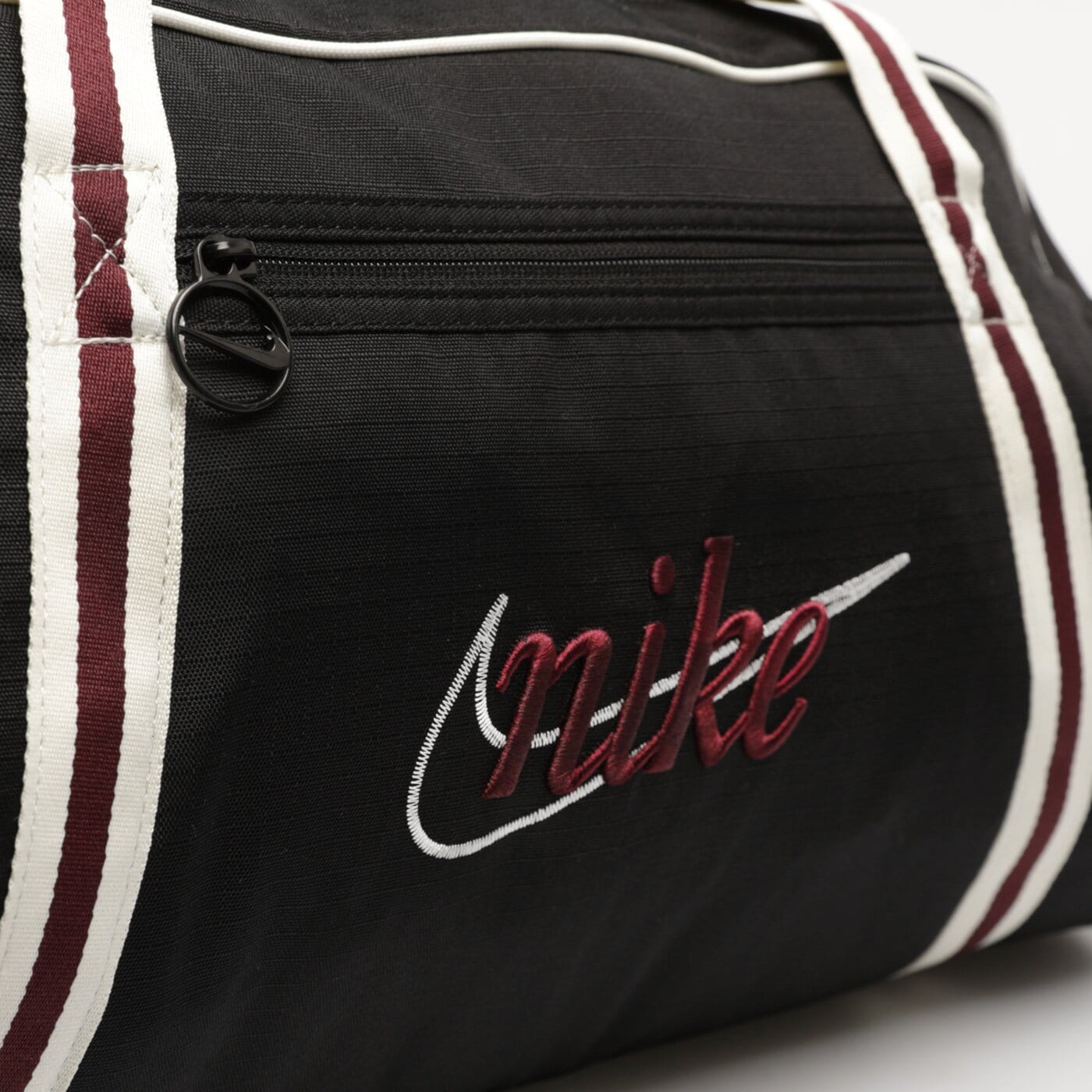 Torba sportowa damska NIKE TORBA GYM CLUB dh6863-011 kolor czarny