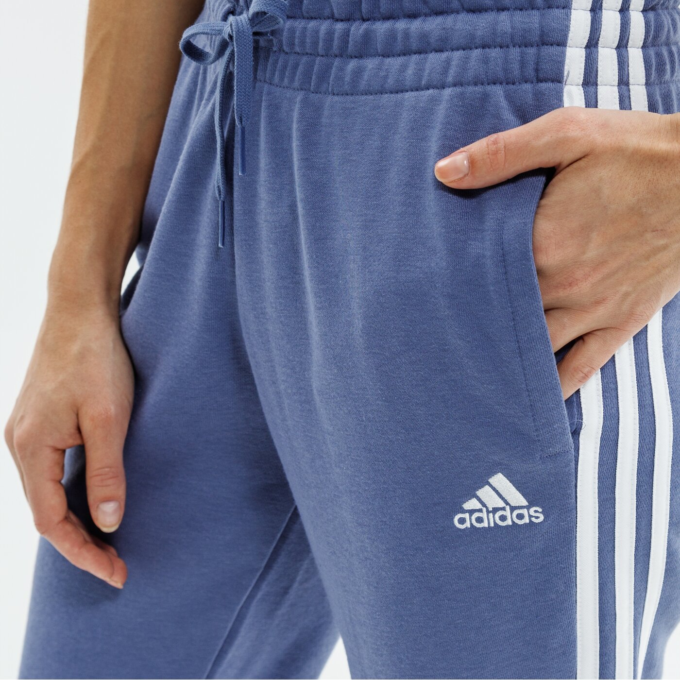 Spodnie dresowe damskie ADIDAS SPODNIE W 3S FT C PT h42011 kolor niebieski