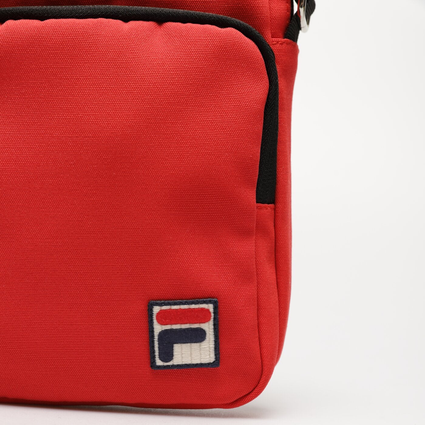 Torba sportowa damska FILA TOREBKA WENSELL fbxf2247640 kolor czerwony