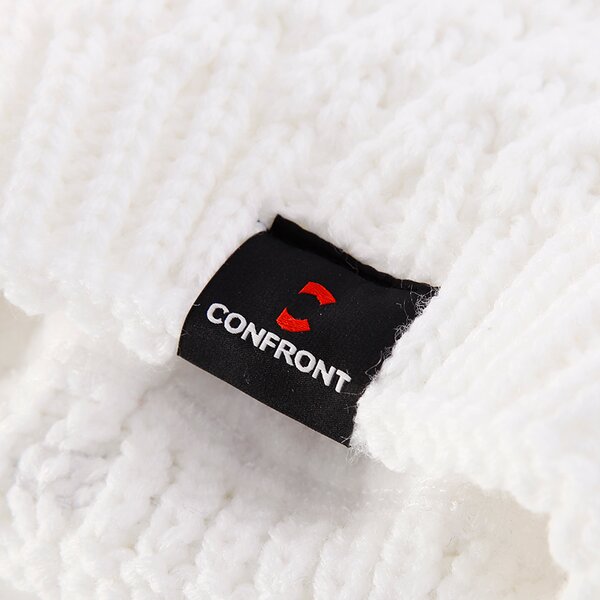 Czapka zimowa damska CONFRONT CZAPKA Z KNIT OFFWHITE cf33cad06 kolor biały