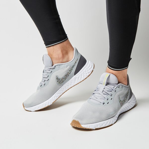 Buty do biegania męskie NIKE REVOLUTION 5 PREM cv0159-019 kolor szary