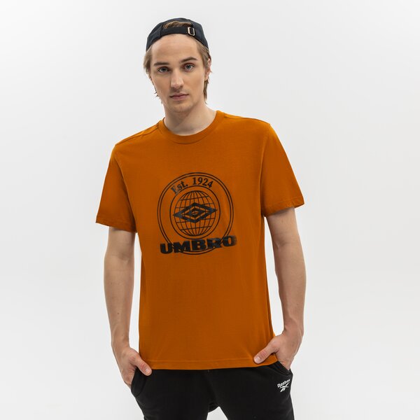 Koszulka męska UMBRO T-SHIRT COLLEGIATE GRAPHIC 66119u-lbd kolor pomarańczowy