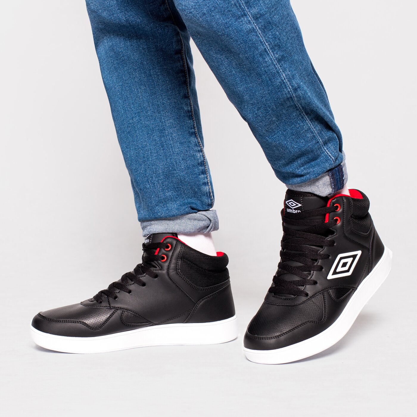 Buty sportowe męskie UMBRO COURT CUPSOLE HI 40365u-a66 kolor czarny