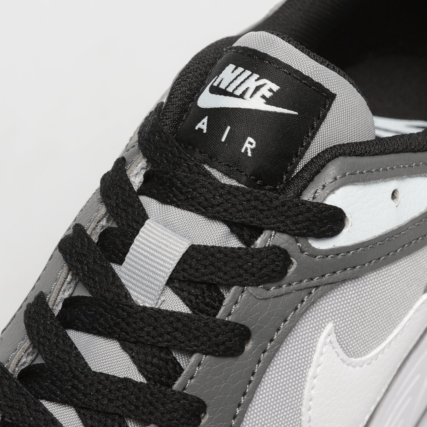 Buty sportowe męskie NIKE AIR MAX SC cw4555-013 kolor czarny