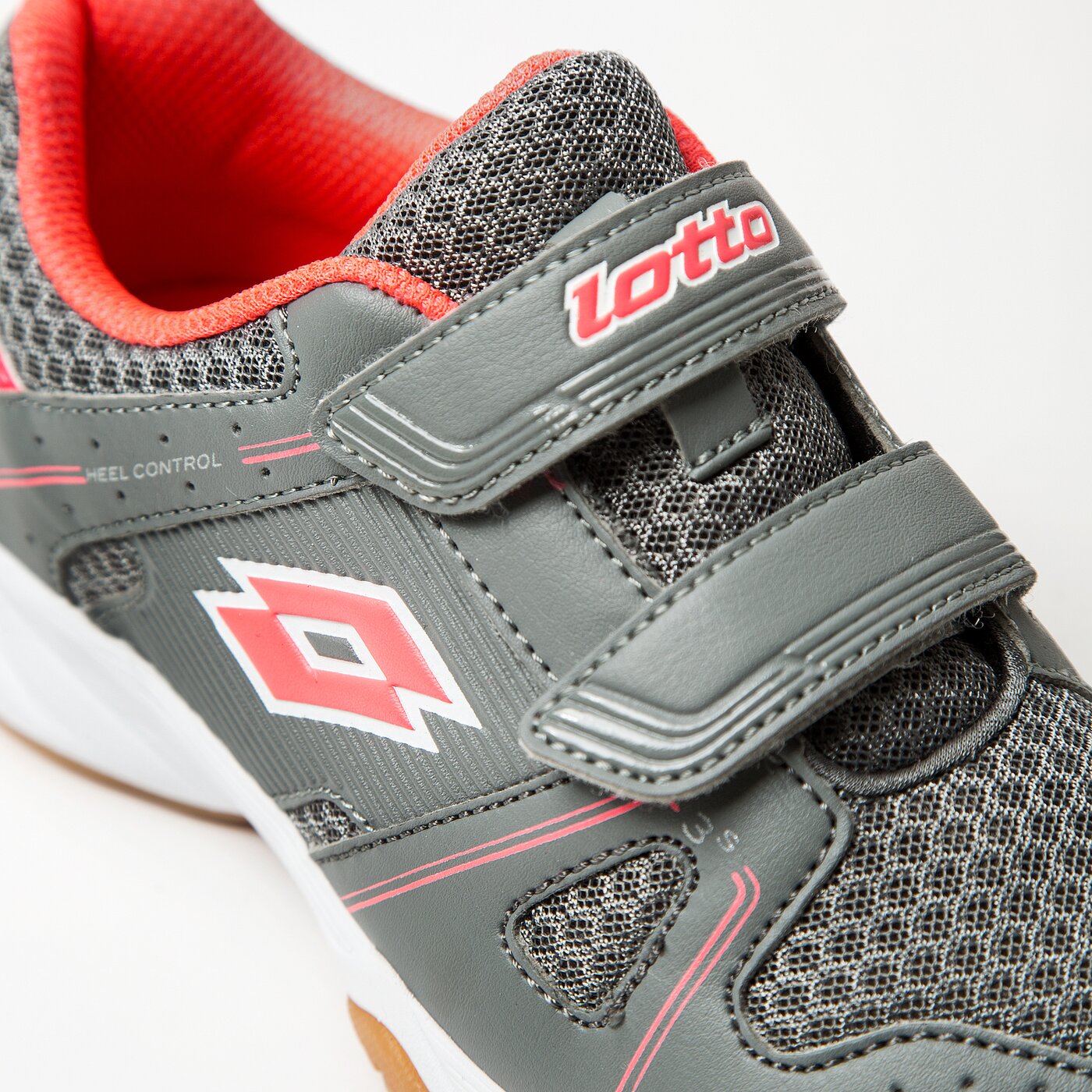 Buty treningowe dla dzieci LOTTO JUMPER 400 CL S t3813 kolor szary