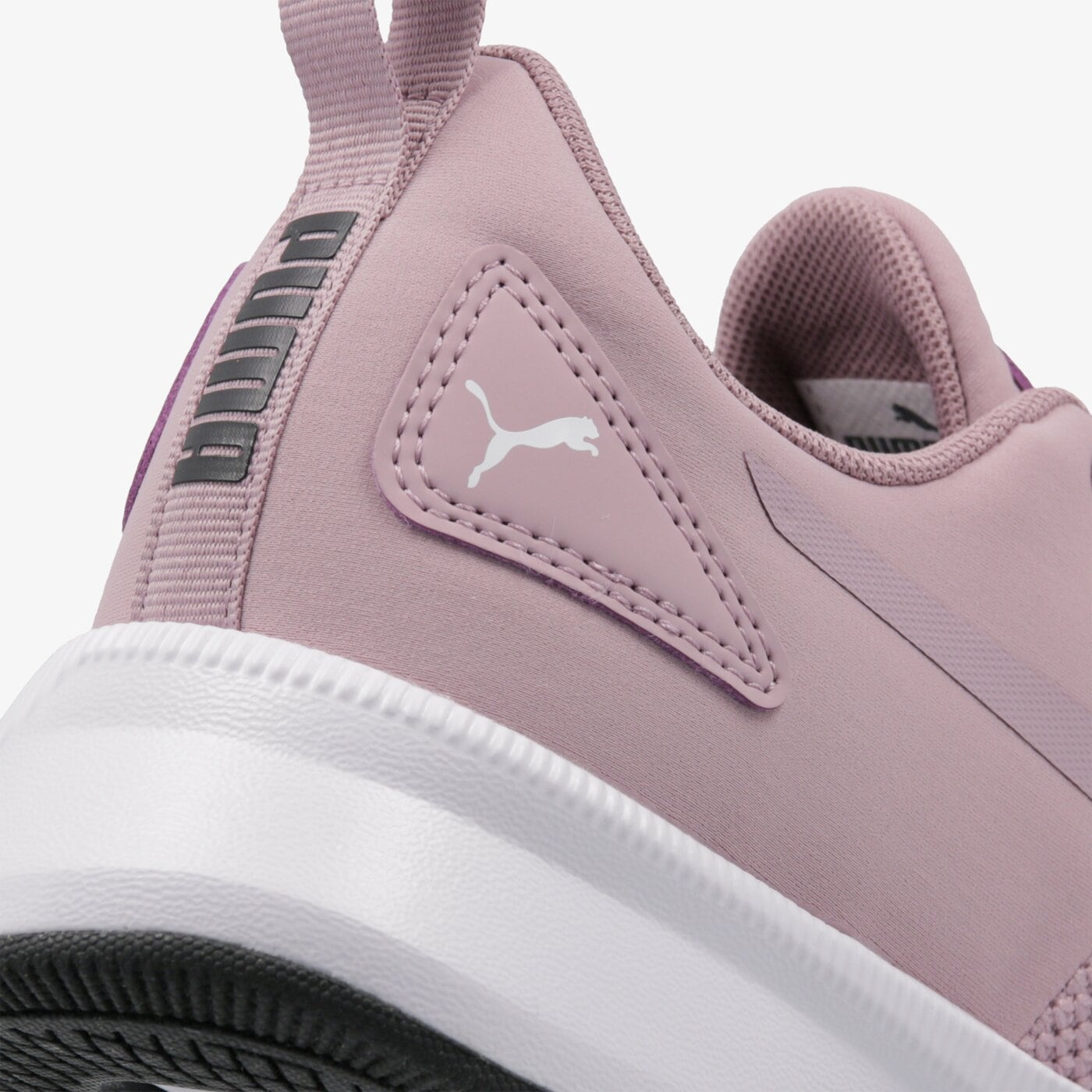 Buty sportowe damskie PUMA FLYER RUNNER 19225707 kolor fioletowy