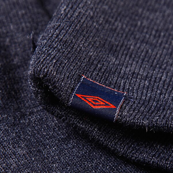 Czapka zimowa damska UMBRO CZAPKA CLASSIC BEANIE NAVY ul33cau04 kolor granatowy