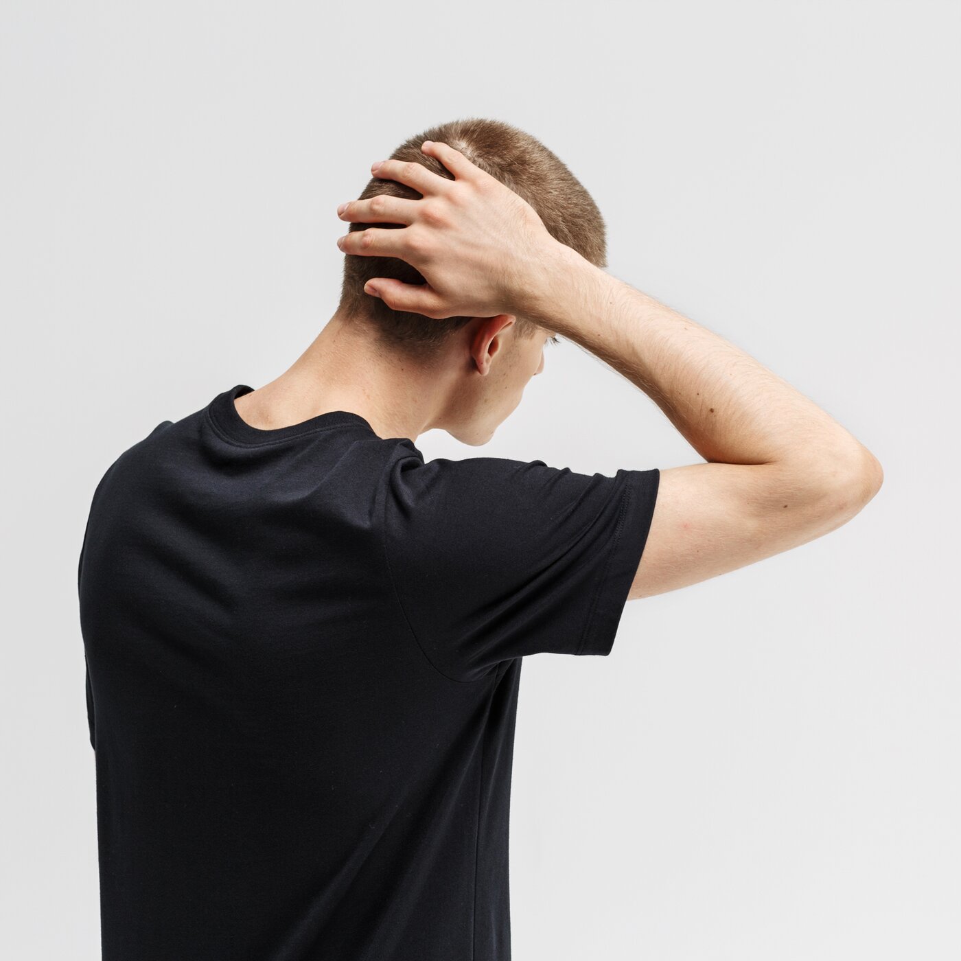 Koszulka męska NIKE T-SHIRT SS M NSW SS HERITAGE+ HBR bv7678-010 kolor czarny