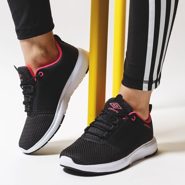 Buty sportowe damskie UMBRO MATASA WMNS II umwd119008 kolor czarny