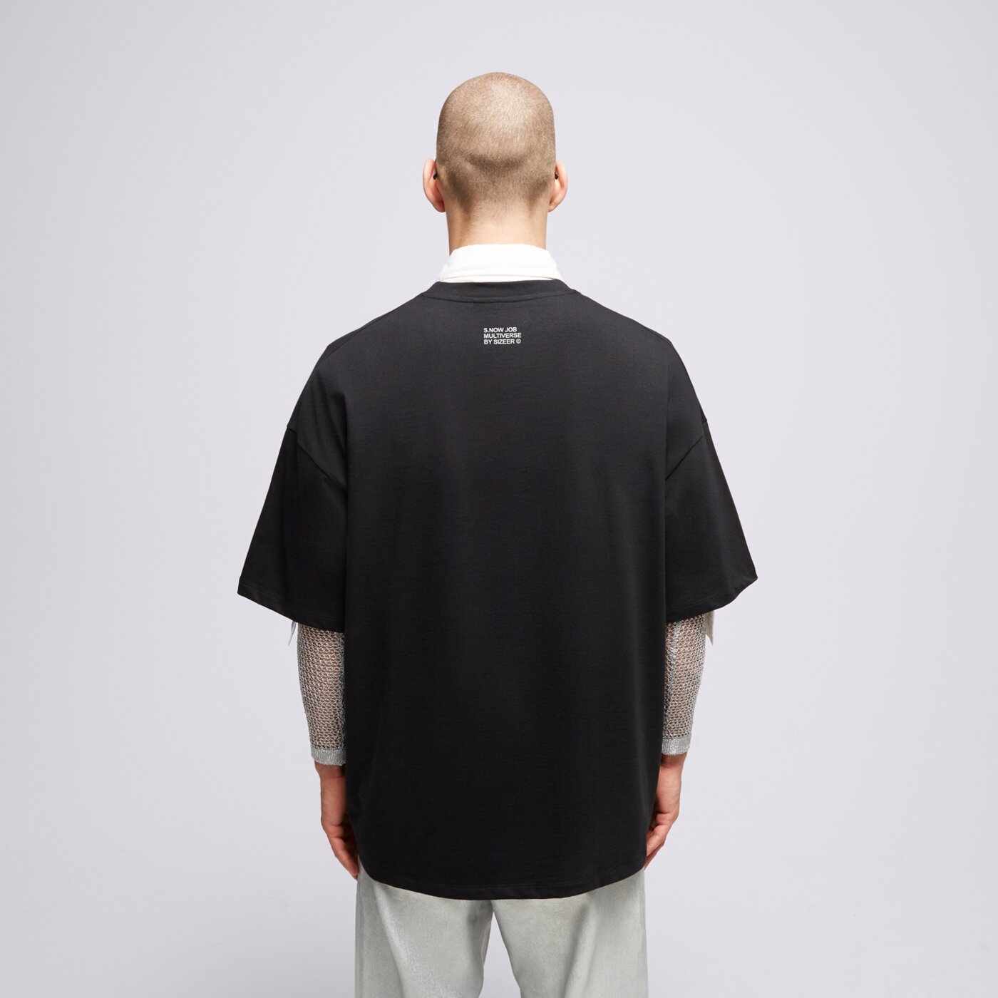 S.NOW JOB SIZEER T SHIRT “WHO MADE WHO”-BLACK si123tsu50002 kolor czarny