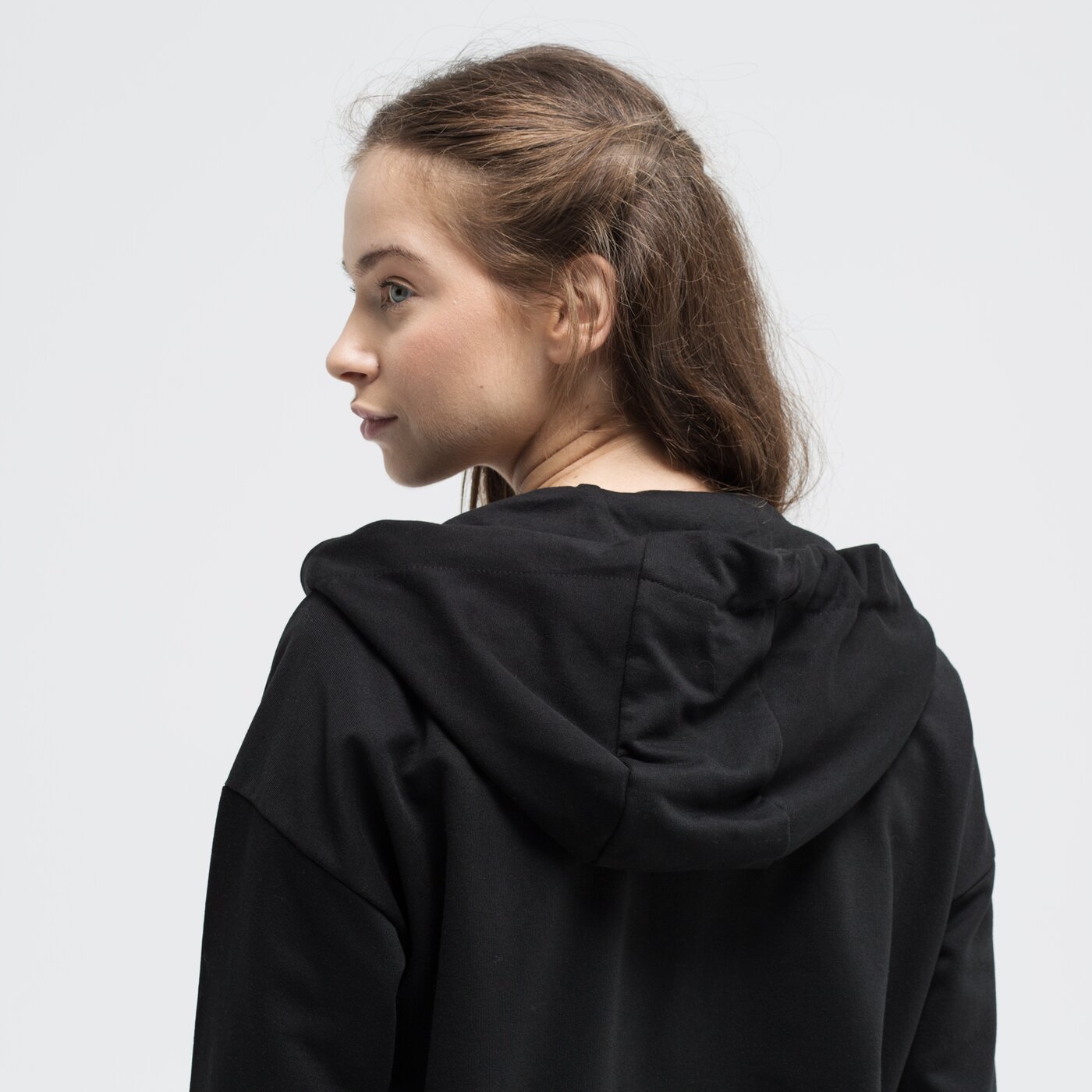 Bluza damska UMBRO BLUZA ROZPINANA Z KAPTUREM RETASO ul39bld06001 kolor czarny