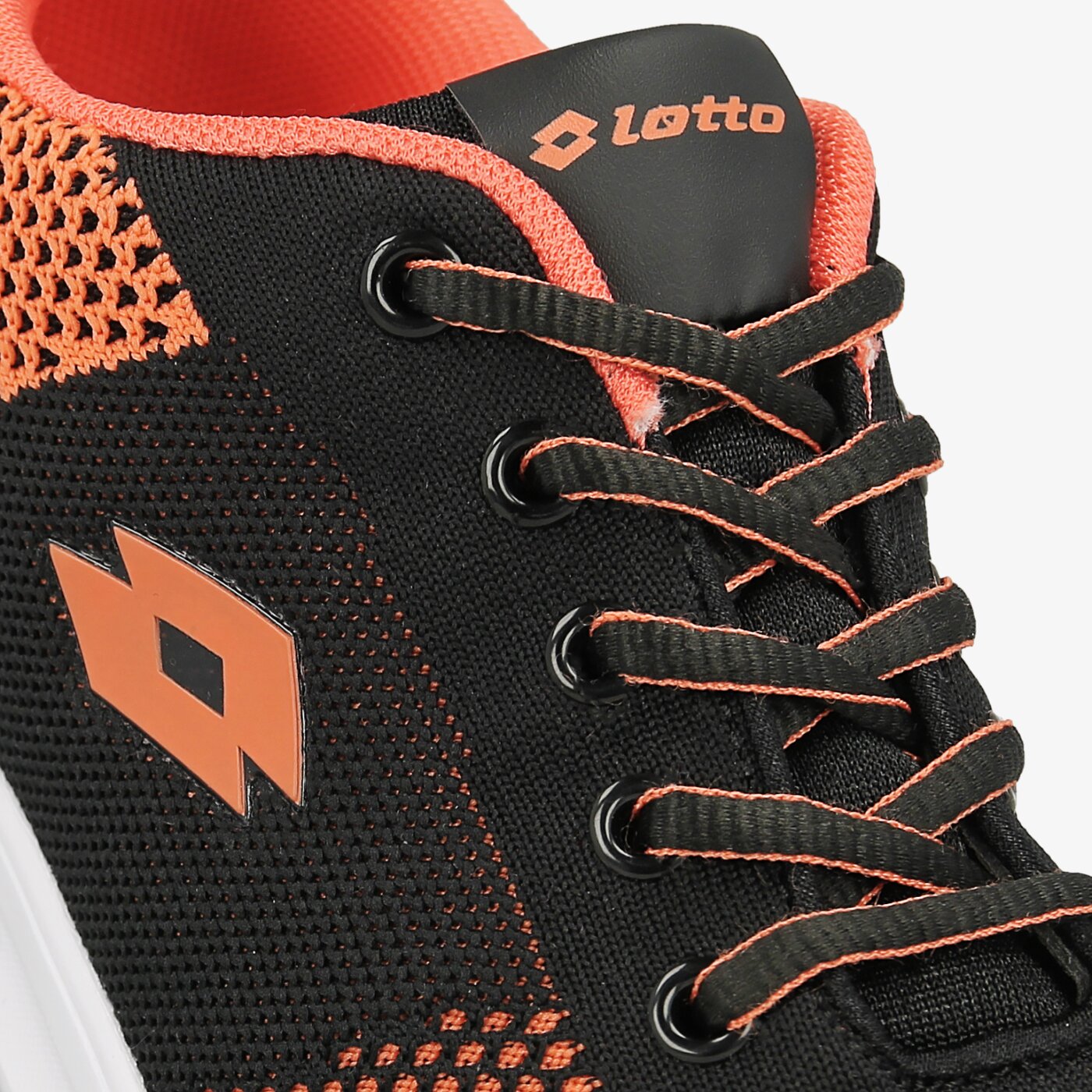 Buty treningowe damskie LOTTO CORDA lowx117001 kolor czarny