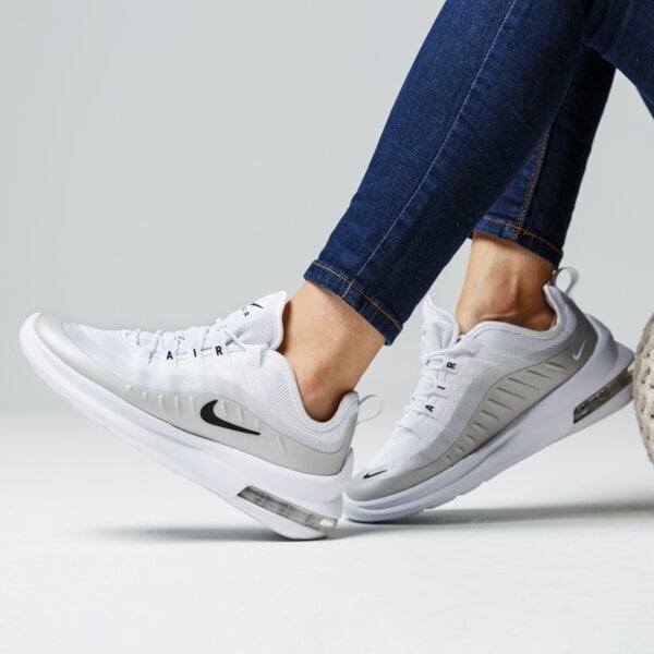 Buty sportowe damskie NIKE WMNS AIR MAX AXIS aa2168-105 kolor biały