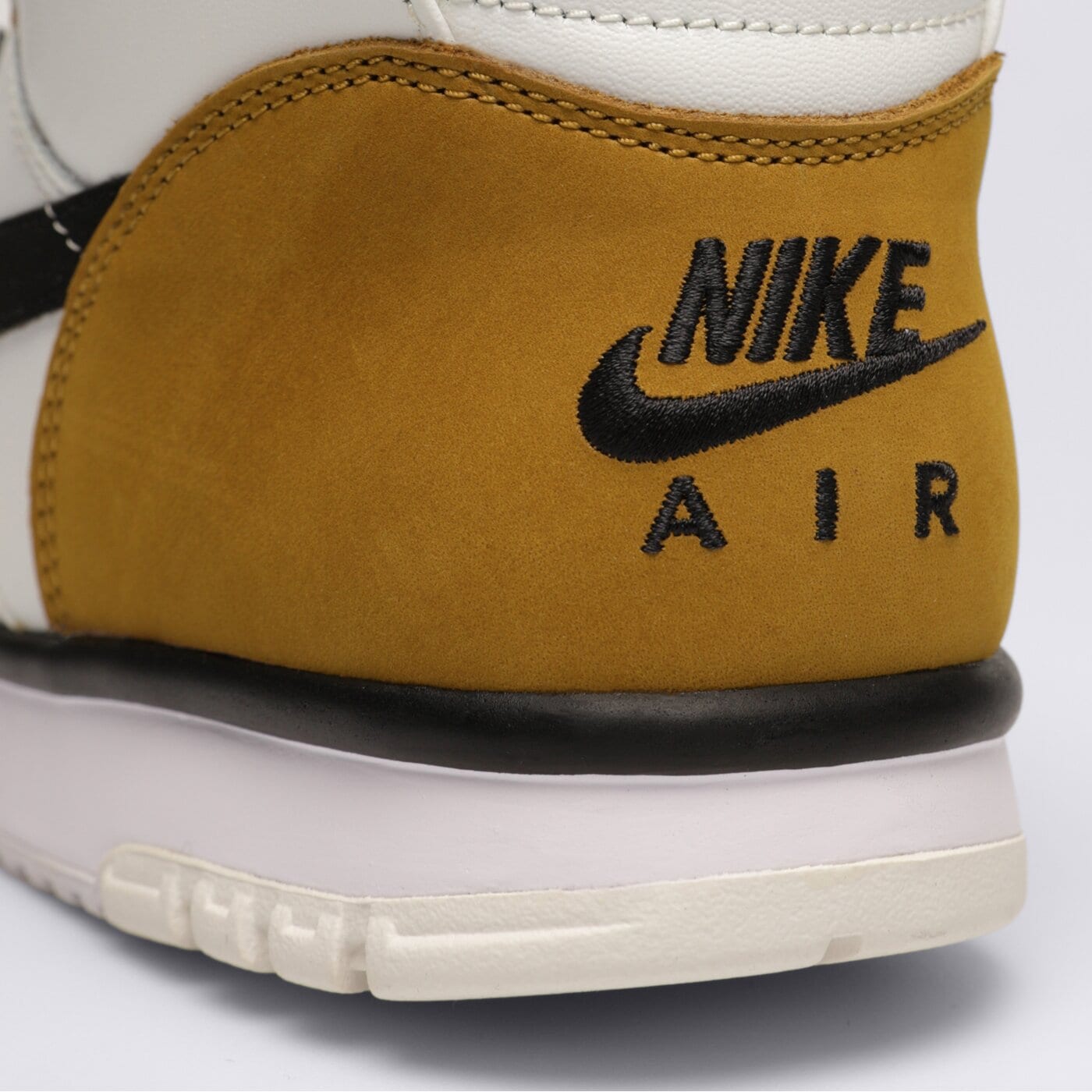 Buty sportowe męskie NIKE AIR TRAINER 1 fq8225-100 kolor biały