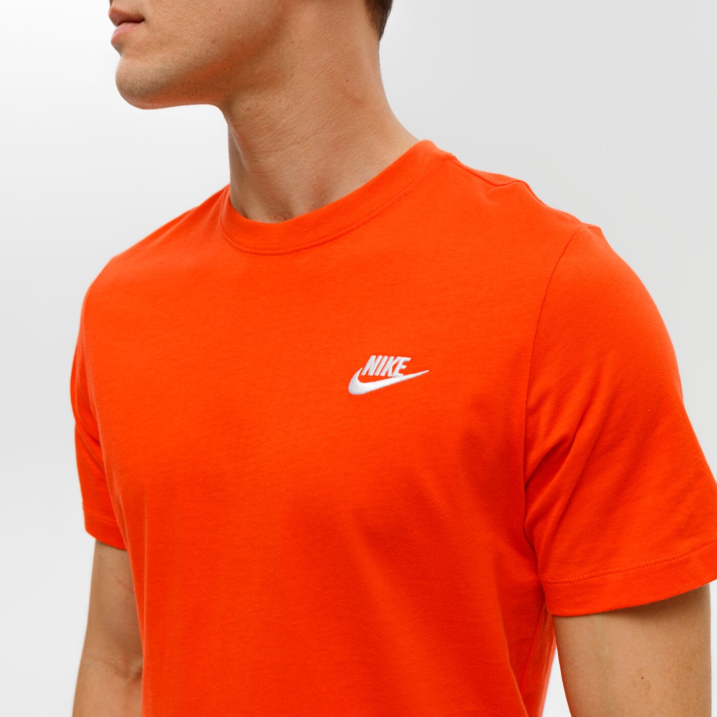 Koszulka męska NIKE T-SHIRT SPORTSWEAR CLUB ar4997-891 kolor pomarańczowy