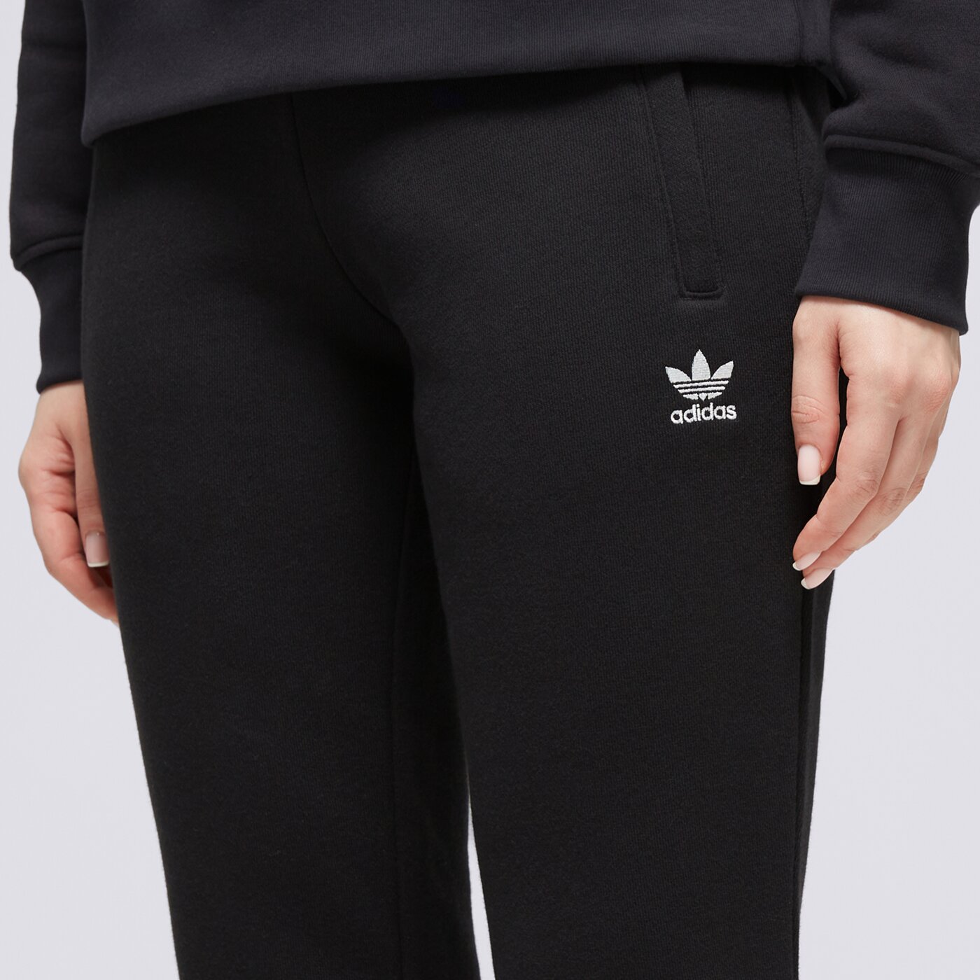 Spodnie dresowe damskie ADIDAS SPODNIE TRACK PANT ia6479 kolor czarny
