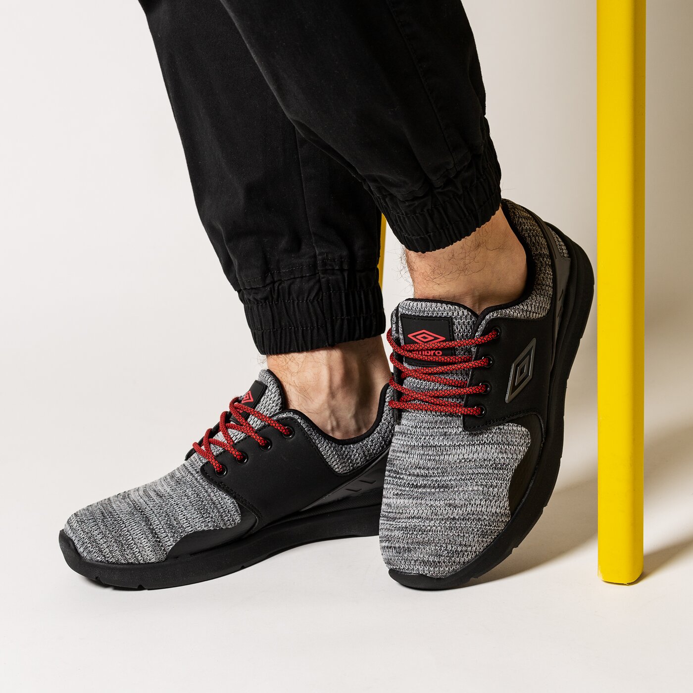 Buty sportowe męskie UMBRO KLIMUS ummd119018 kolor szary