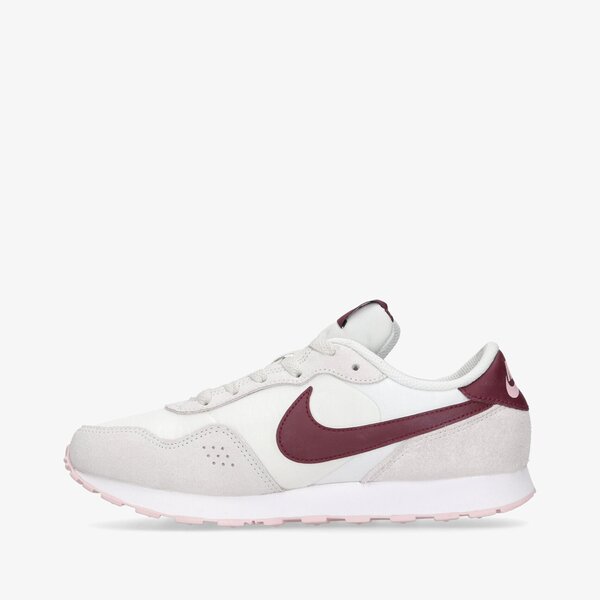 Buty dziecięce NIKE MD VALIANT cn8558-102 kolor beżowy