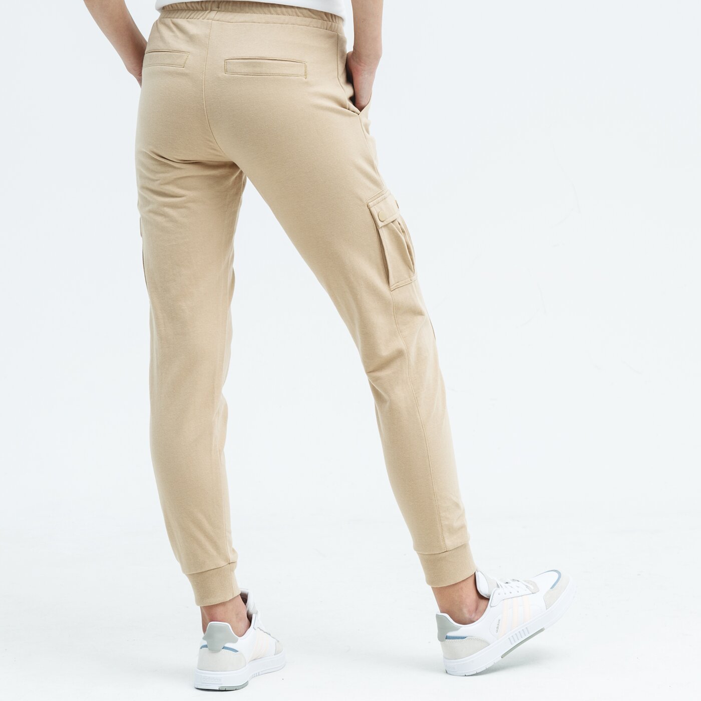 Spodnie dresowe damskie UP8 SPODNIE AVARIE up121spd31001 kolor beżowy