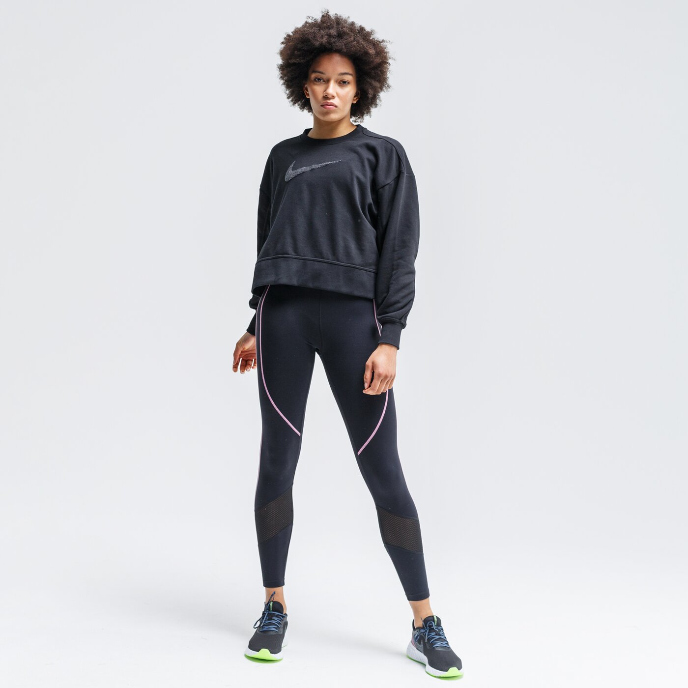 Bluza damska NIKE BLUZA DRY GET FIT CREW SWSH cu5506-010 kolor czarny