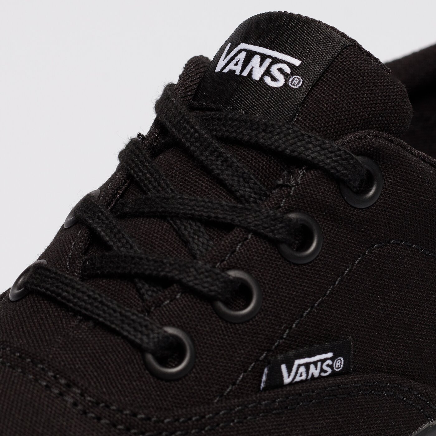 Buty sportowe damskie VANS WM DOHENY PLATFORM vn0a4u211861 kolor czarny