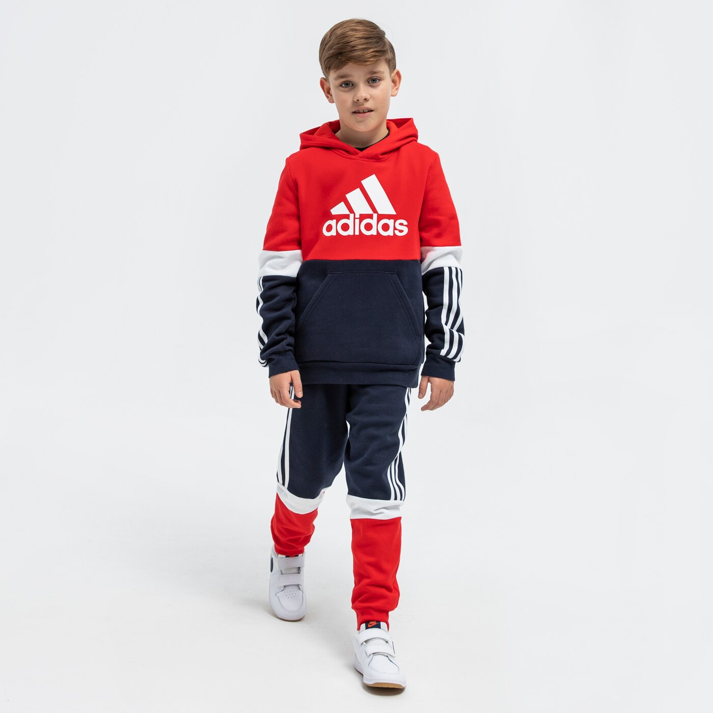 Spodnie dziecięce ADIDAS SPODNIE B CB FL C PT BOY gs8875 kolor granatowy