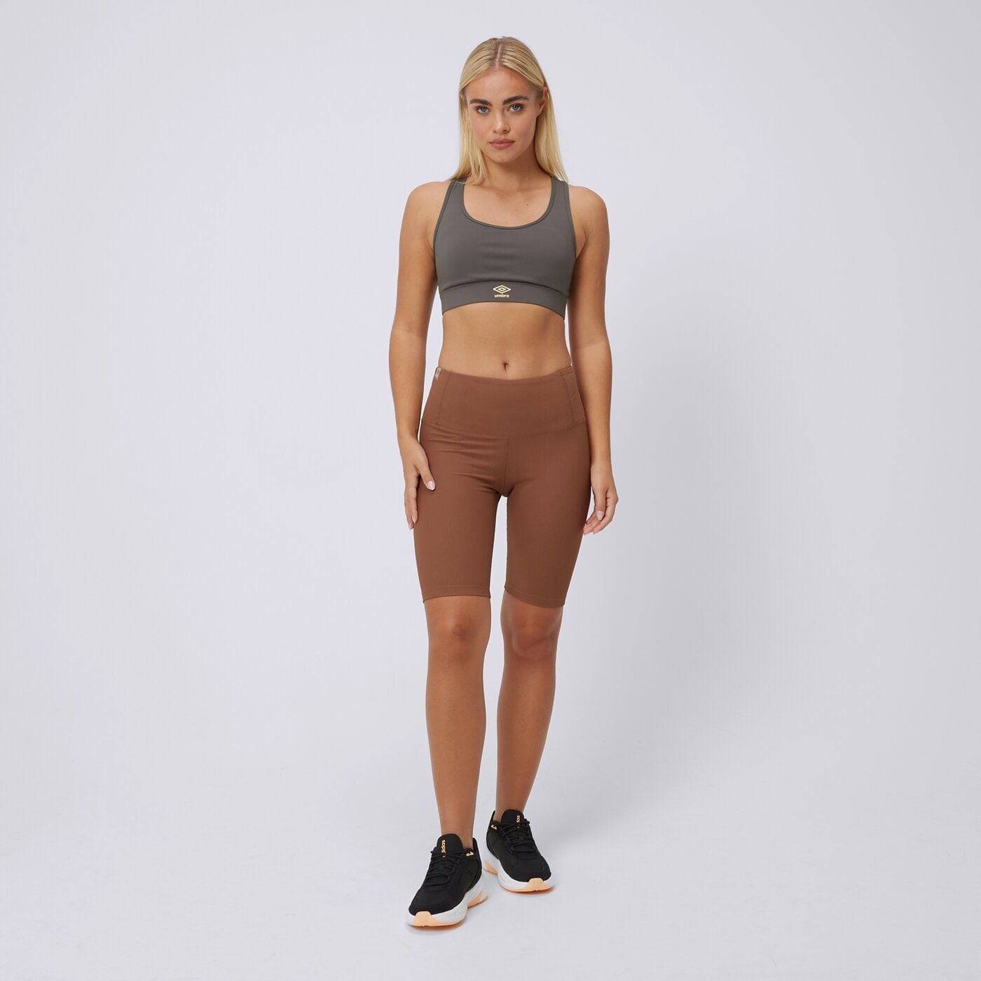 Spodenki damskie UMBRO SZORTY ORIA II ul124szdf0202 kolor brązowy