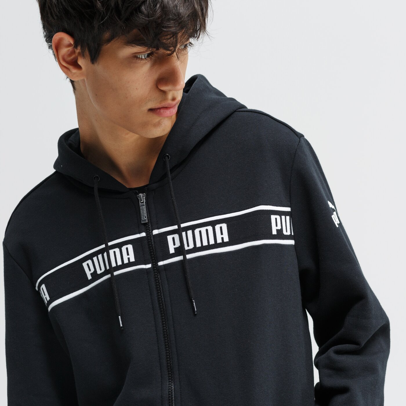 Bluza męska PUMA BLUZA AMPLIFIED CREW FL 58043301 kolor czarny