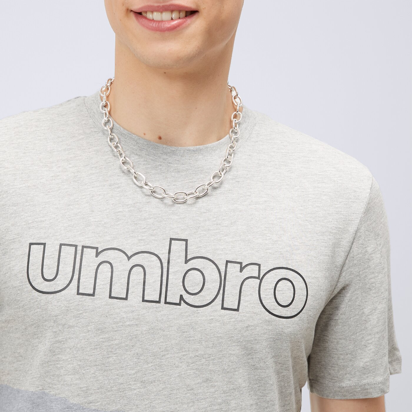 Koszulka męska UMBRO T-SHIRT FW LINEAR LOGO GRAPHIC 66199u-263 kolor szary