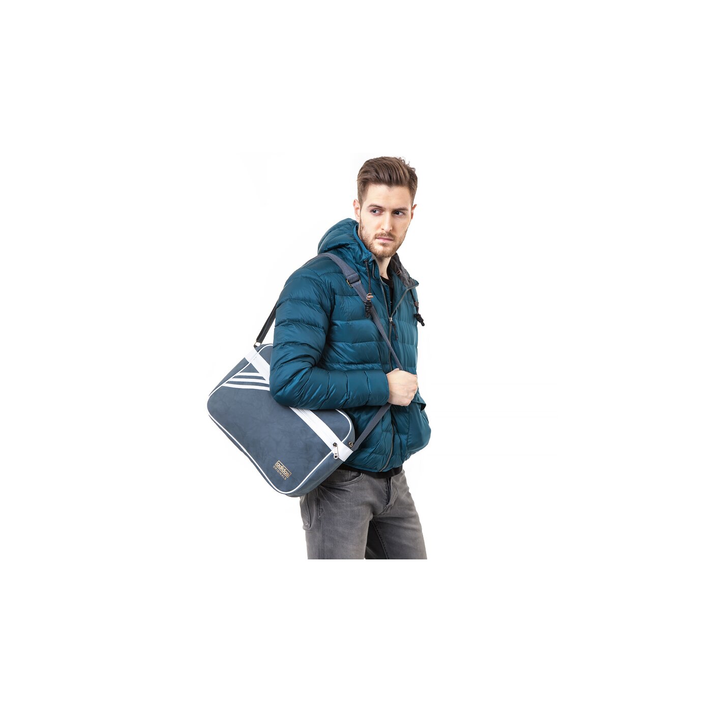 Torba sportowa damska ADIDAS TORBA AIRLINER SUEDE m30520 kolor granatowy