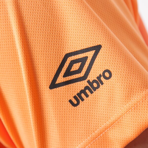 Koszulka męska UMBRO T-SHIRT VELOCITA GRAPHIC TRAINING JERSEY 62894udlx kolor czarny