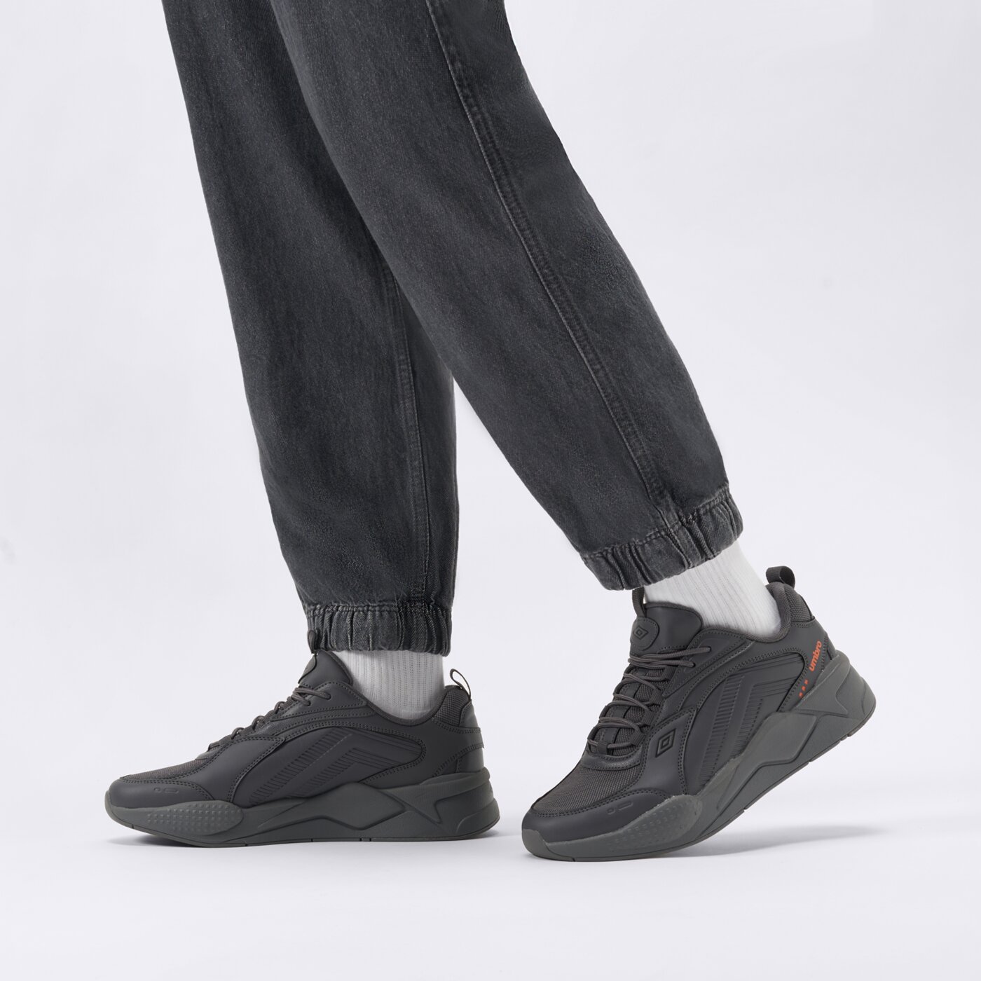 Buty sportowe męskie UMBRO STALKER umml224010 kolor szary