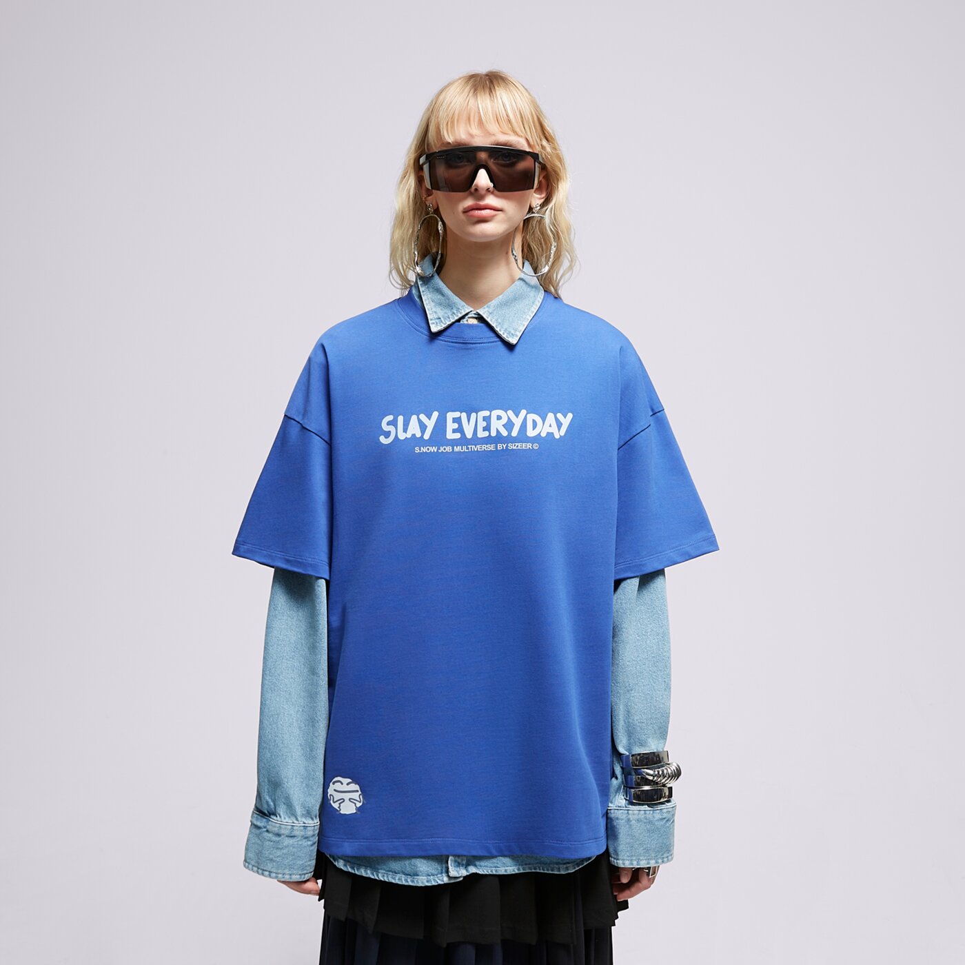 S.NOW JOB SIZEER T SHIRT "SLAY"-BLUE si323tsu55001 kolor niebieski